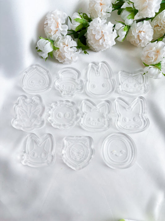 Studio Shaker Molds